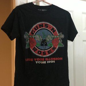 Guns & Roses Use Your Illusion Tour T-Shirt